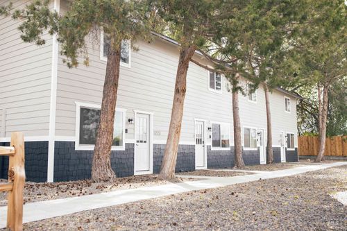1223 Maple St, Nampa, ID, 83686-6020 | Card Image