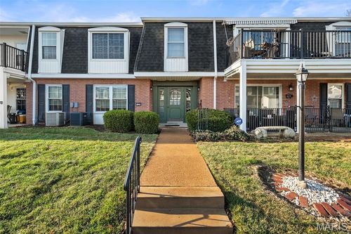 unit-g-1725 Herault Pl, Saint Louis, MO, 63125-2639 | Card Image