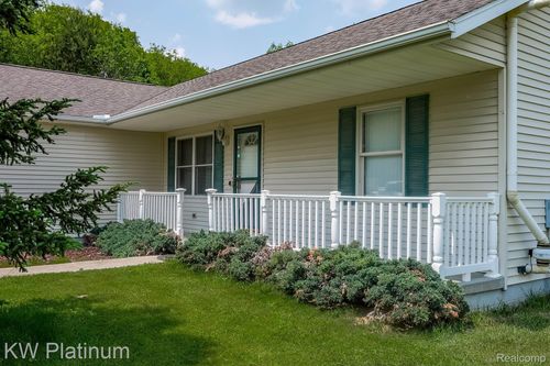 7448 Avoca Rd, Clyde, MI, 48049-1603 | Card Image