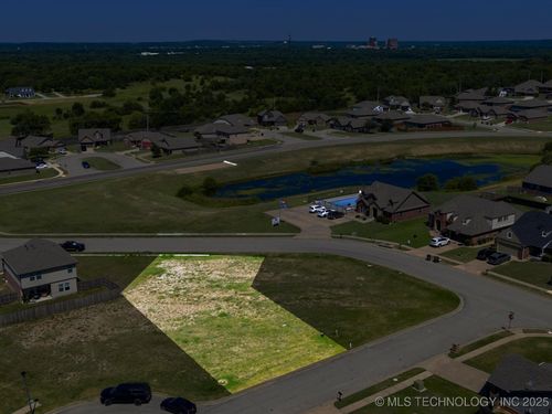 2007 Cypress Cir, Bartlesville, OK, 74006-6540 | Card Image
