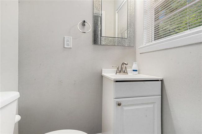 200 Robin Hood Ln, House other with 3 bedrooms, 2 bathrooms and 3 parking in Hampton GA | Image 14