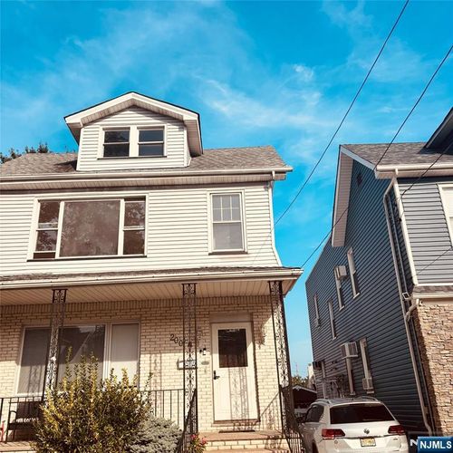 200 Hickory St, Kearny, NJ, 07032-3404 | Card Image