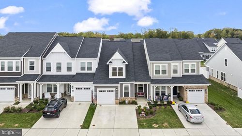 10584 Mount Rainier Pl, WHITE PLAINS, MD, 20695-3322 | Card Image