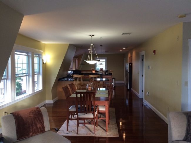 APT-3 - 135 Highland Ave, Condo with 2 bedrooms, 2 bathrooms and 1 parking in Winthrop MA | Image 4
