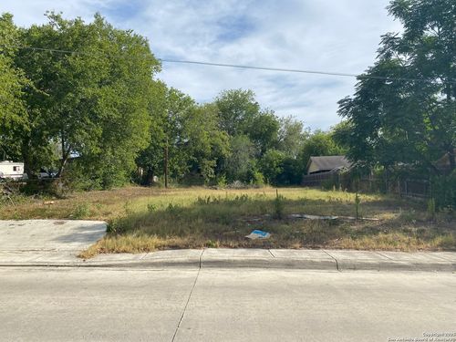 5124 Hayden Dr, San Antonio, TX, 78242-2420 | Card Image