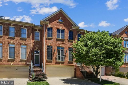 10407 Dalebrooke Ln, POTOMAC, MD, 20854-6412 | Card Image
