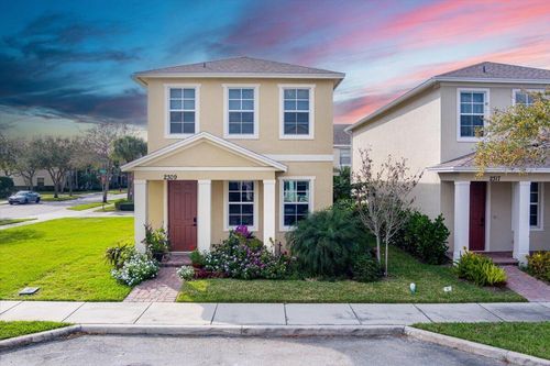 2309 Se Tavares Dr, Port St. Lucie, FL, 34952-8037 | Card Image