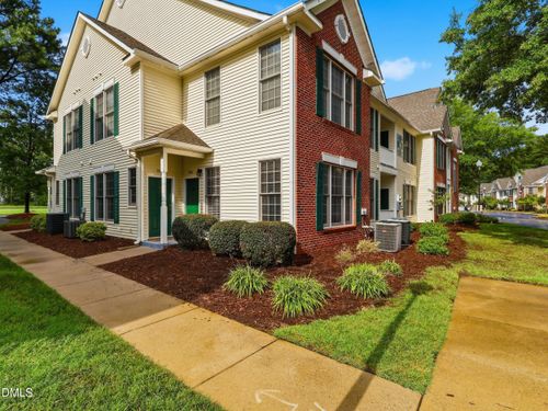 2211 Kudrow Ln, Morrisville, NC, 27560-7838 | Card Image