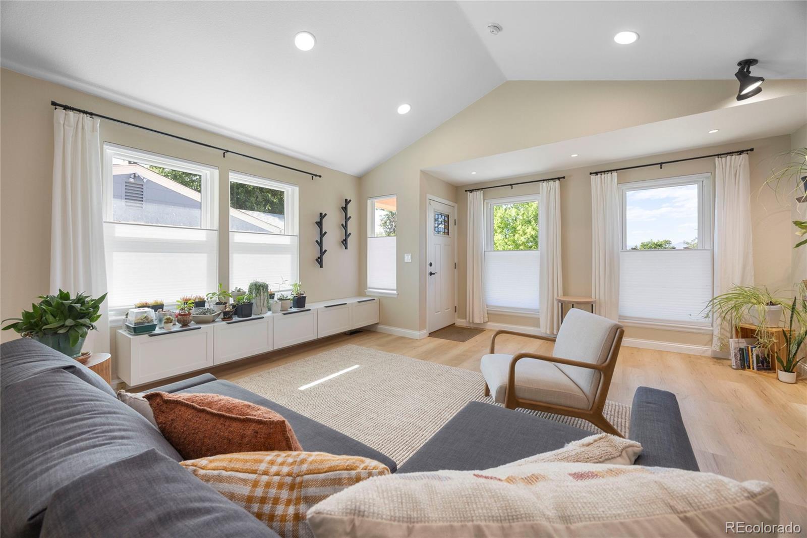 Delaware St, Englewood, CO 80110