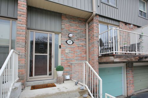 117-60 Hanson Rd, Mississauga, ON, L5B2P6 | Card Image