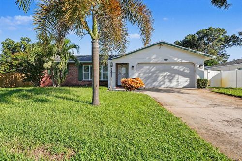 14161 Hetrick Cir N, Largo, FL, 33774-5212 | Card Image