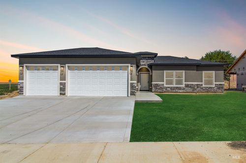 2413 N Jackson St, Jerome, ID, 83338-1537 | Card Image