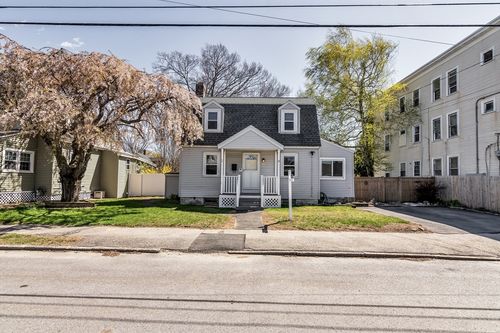 16 Market St, Lawrence, MA, 01843-1710 | Card Image