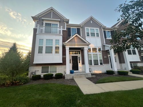 2925 Madison Dr, Naperville, IL, 60564-1220 | Card Image