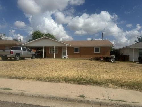 1710 Laurie St, Big Spring, TX, 79720-6825 | Card Image