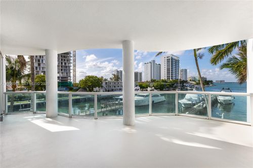 apt-205-7914 Harbor Island Dr, North Bay Village, FL, 33141-3381 | Card Image