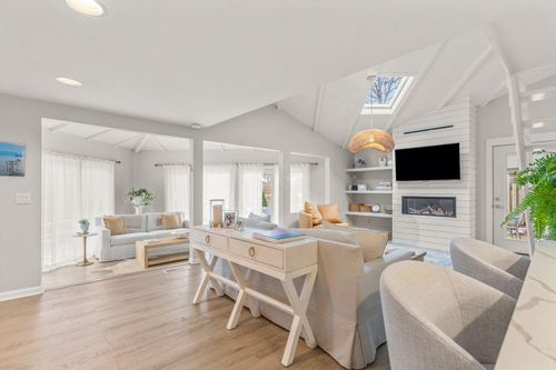 16 Bosuns Ln, Mashpee, MA, 02649-5027 | Card Image