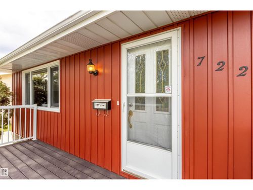 722 Grandin Dr, Morinville, AB, T8R1K2 | Card Image