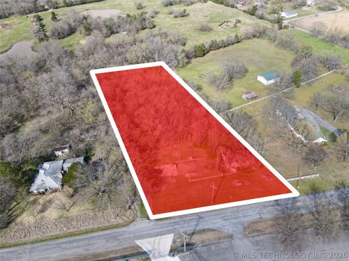 809 Cherokee Ave, Hartshorne, OK, 74547-2435 | Card Image