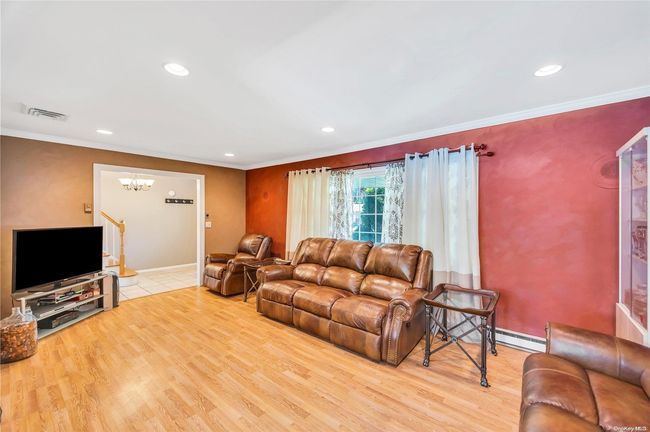 5 Debra Dr, Home with 0 bedrooms, 1 bathrooms and null parking in Nesconset NY | Image 9