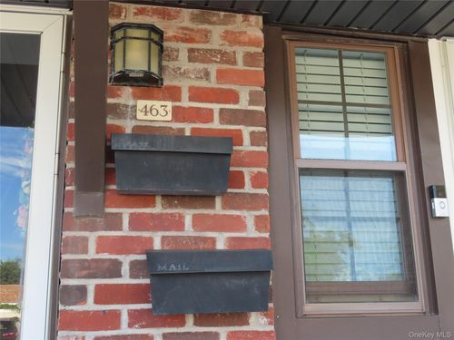 463 Mariners Way, Copiague, NY, 11726-5114 | Card Image