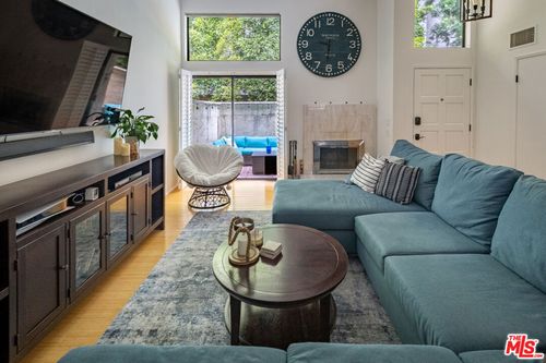 unit-14-12831 Moorpark St, Studio City, CA, 91604-4508 | Card Image