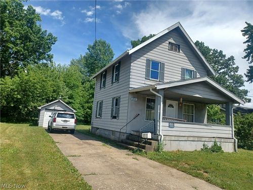 2031 Willard Ave Se, Warren, OH, 44484-5062 | Card Image