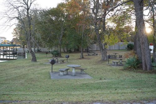 26 Hillsborough Dr, Huntsville, TX, 77340-1415 | Card Image