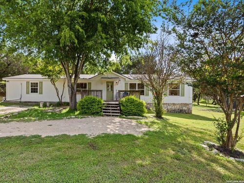 125 Timber Trl, Boerne, TX, 78006-6463 | Card Image