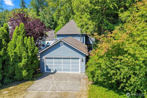 23822 35th Ave W, Brier, WA, 98036-8499 | Card Image