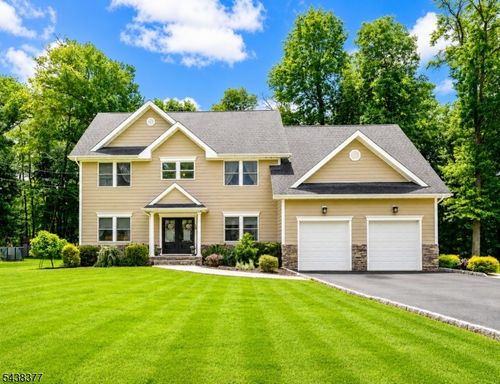 86 Highland Ave, Bridgewater, NJ, 08807-1730 | Card Image