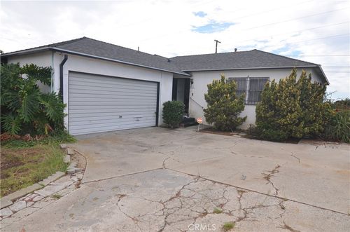 601 S Clymar Ave, Compton, CA, 90220-3321 | Card Image