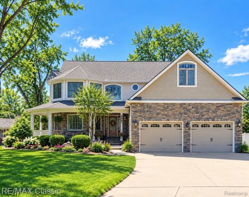 3631 Lakeview Dr, Highland, MI, 48356-2379 | Card Image