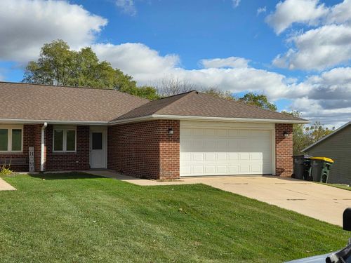1939 Foxmoor Dr, FENNIMORE, WI, 53809-2139 | Card Image