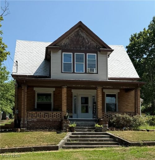 492 N Ellsworth Ave, Salem, OH, 44460-2808 | Card Image