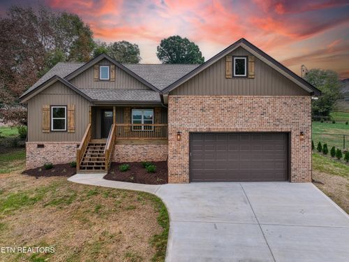413 Commanche Trl, Seymour, TN, 37865-5038 | Card Image