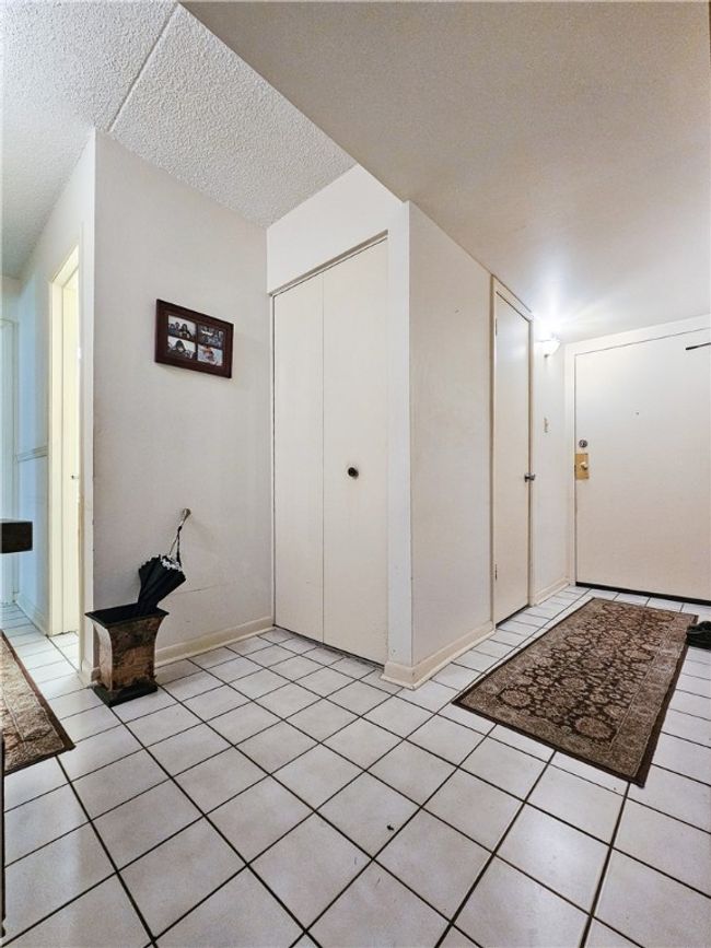 APT-209E - 2120 Greentree Rd, Condo with 2 bedrooms, 2 bathrooms and null parking in Pittsburgh PA | Image 29