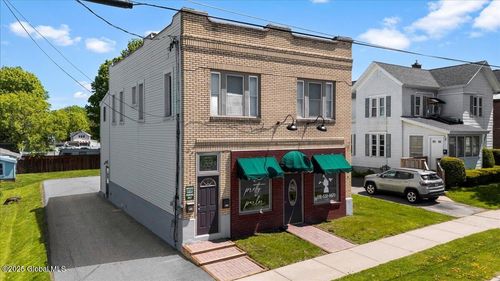 39 Hudson St, South Glens Falls, NY, 12803-4762 | Card Image