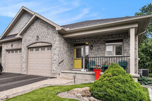129 Tradewinds Cres, Kemptville, ON, K0G1J0 | Card Image