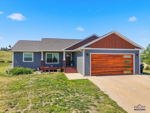 19127 Cattle Dr, Belle Fourche, SD, 57717-6232 | Card Image