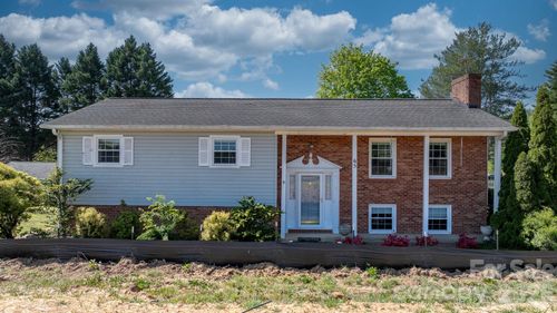 65 Pinewood Rd, Granite Falls, NC, 28630-1220 | Card Image