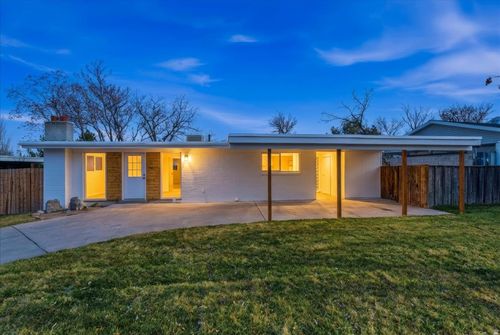 941 E Carnation Dr, Sandy, UT, 84094-4532 | Card Image