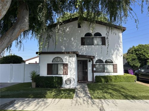 3653 Denver Ave, Long Beach, CA, 90810-2335 | Card Image