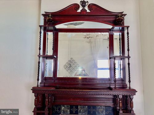 2r-1122 S Broad St, PHILADELPHIA, PA, 19146-5002 | Card Image