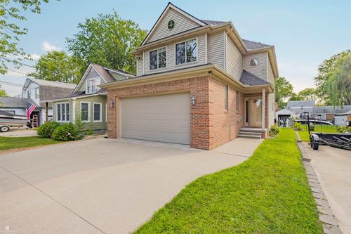 37909 Sunnybrook Street, Harrison Charter Township, MI, 48045 | Card Image
