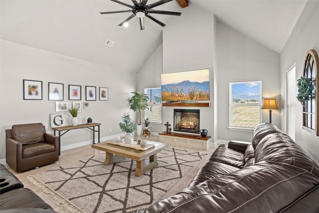 1115 Private Road 8022, House other with 3 bedrooms, 2 bathrooms and 2 parking in Lincoln TX | Image 19