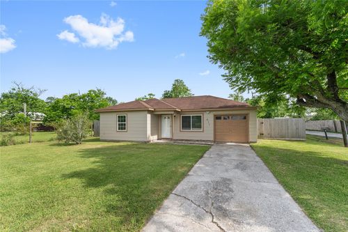 511 Jones Rd, Highlands, TX, 77562-4200 | Card Image