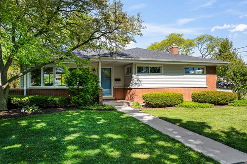132 N Phelps Ave, Arlington Heights, IL, 60004-6530 | Card Image