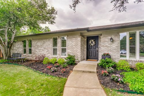 2516 Fairview Dr, Plano, TX, 75075-7412 | Card Image