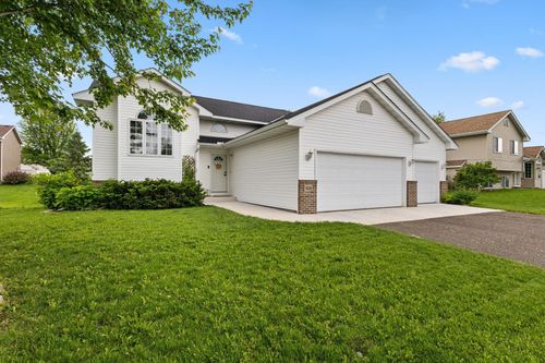 104 Bison Ct, Buffalo, MN, 55313-4338 | Card Image